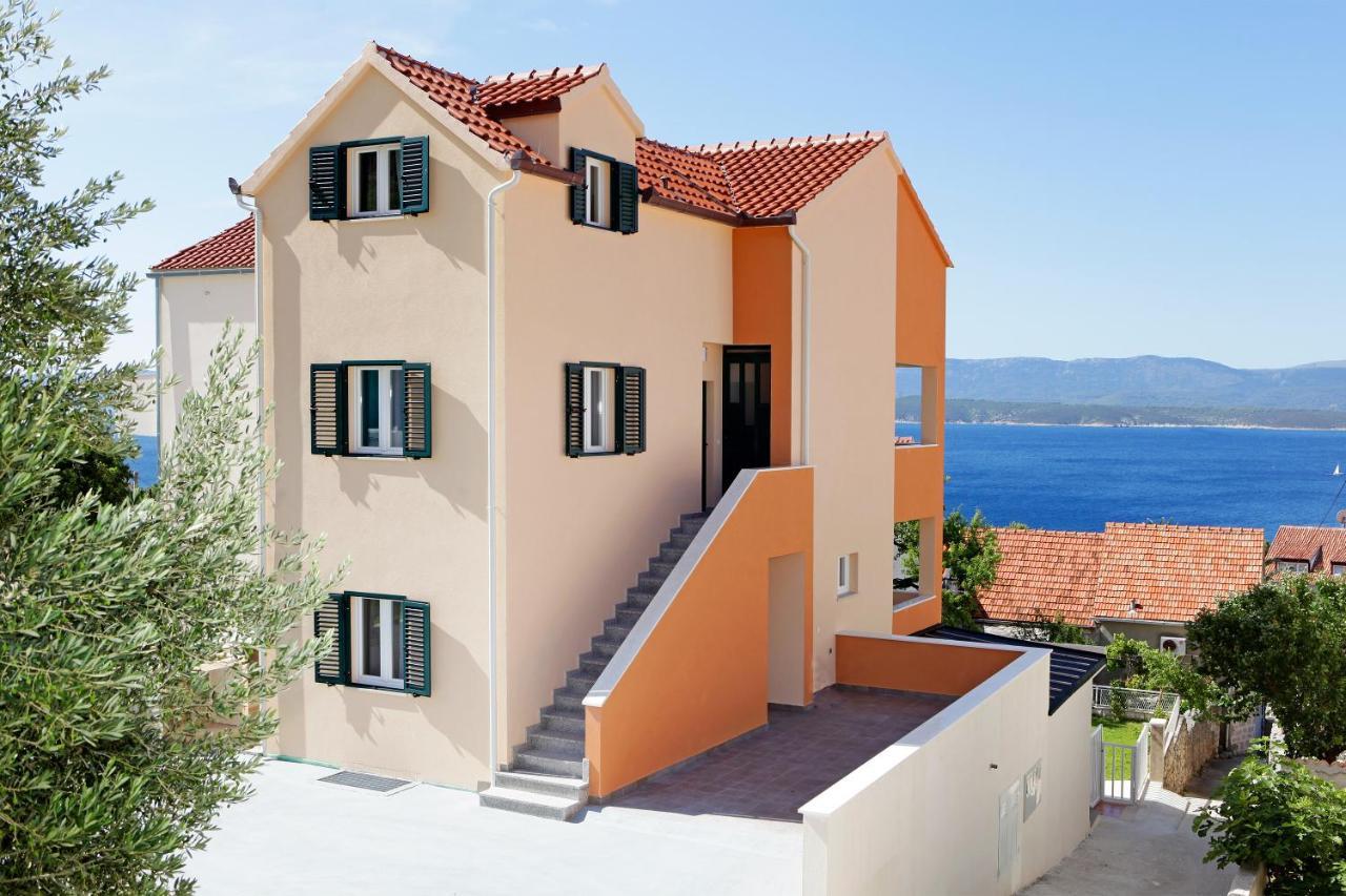 Iris Apartments Bol (Adults Only) Exterior foto